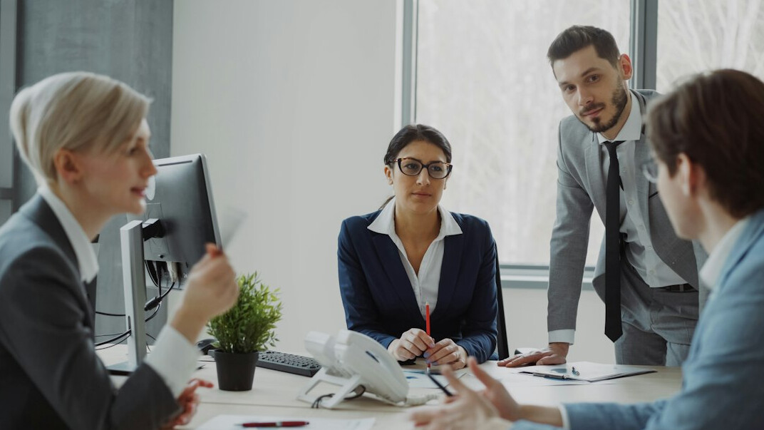 group discussion meeting